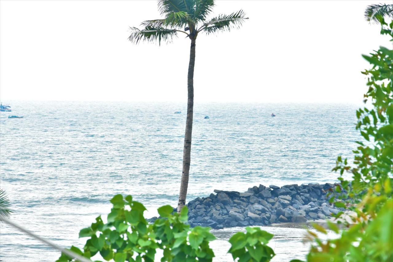 The Well Beach Side Guest House Auroville Exteriör bild