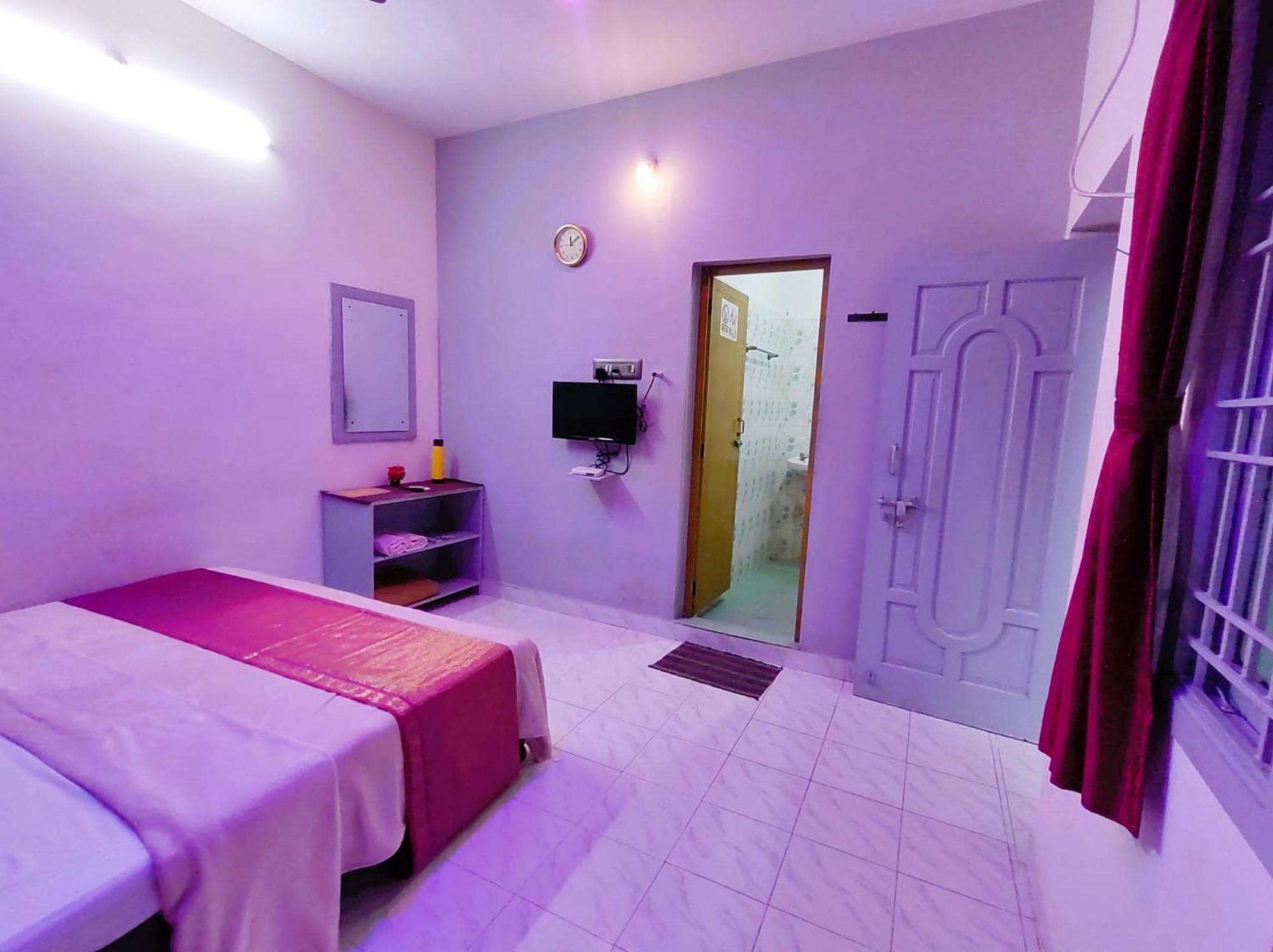 The Well Beach Side Guest House Auroville Exteriör bild